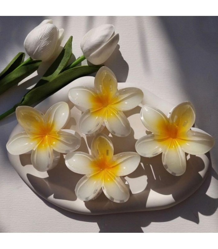 PINZA CABELLO FLOR CENTRO DIFUMINADO 8CM 70944