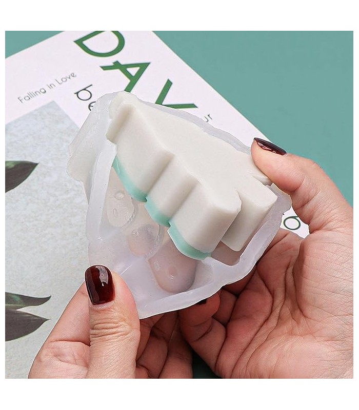 Molde de silicona árbol navideño 9.2x8.8cm