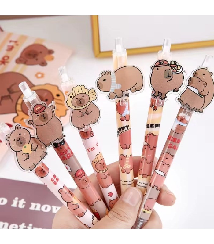 Boligrafo negro diseño capibara