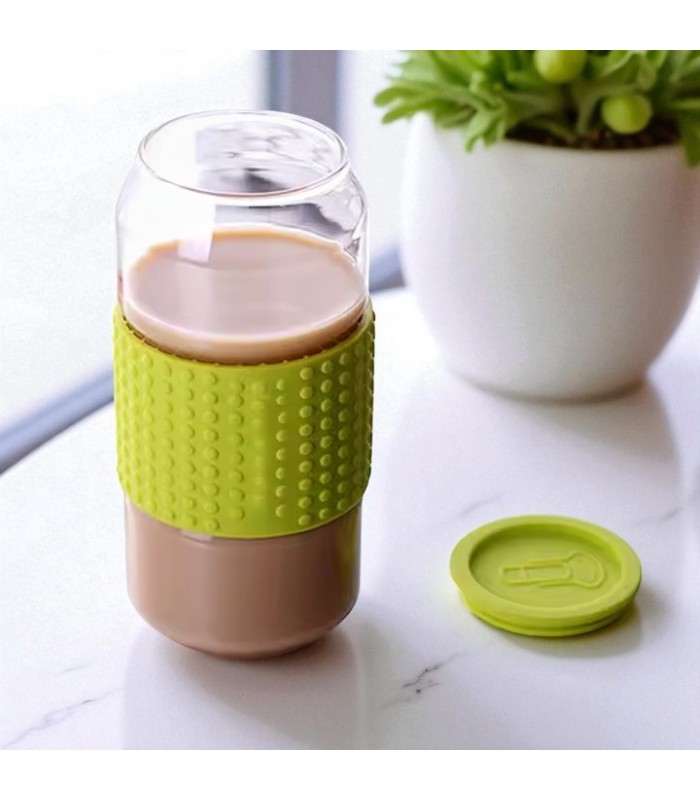 Vaso de vidrio, forma de lata con funda antidesliz