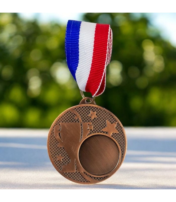 Medalla metalica diseño trofeo bronce 5cm