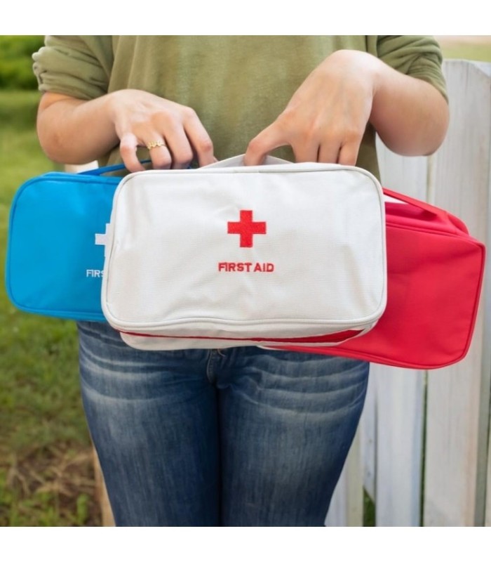 Botiquín de tela diseño cruz roja 24x14x18cm