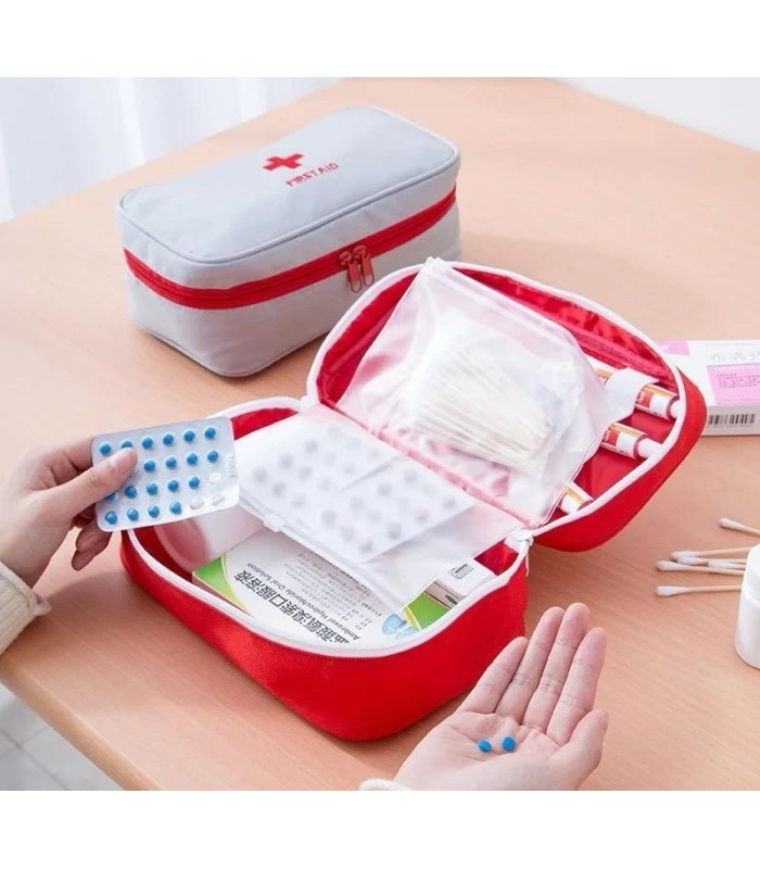 Botiquín de tela diseño cruz roja 24x14x18cm