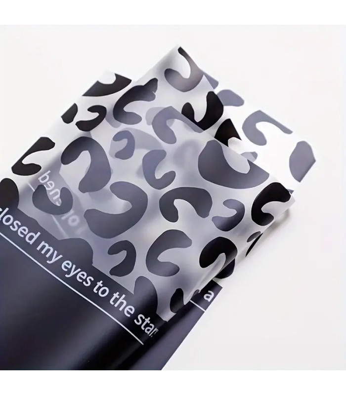 Papel coreano diseño animal print 57x57cm 20 hojas