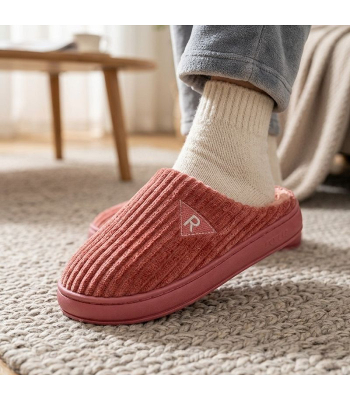 PANTUFLA CON RAYAS PARA ADULTOS