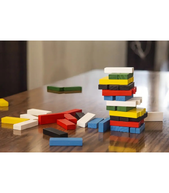 Jenga de madera colorido