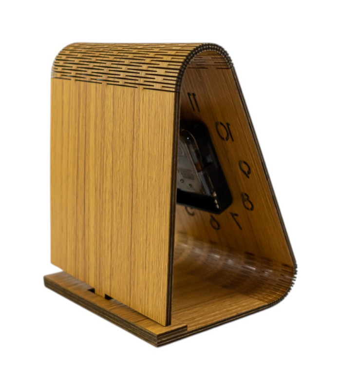 RELOJ DE MADERA P/ ESCRITORIO 12x9.5x15CM