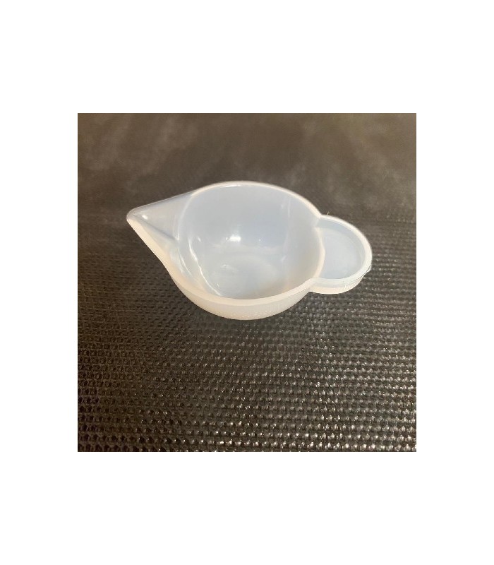 Mini vasito de silicona con pico para aplicacion