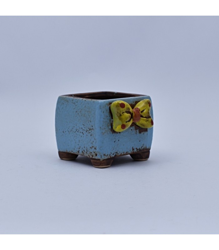 Maceta cuadrada con moño 7.5x6.5x6cm