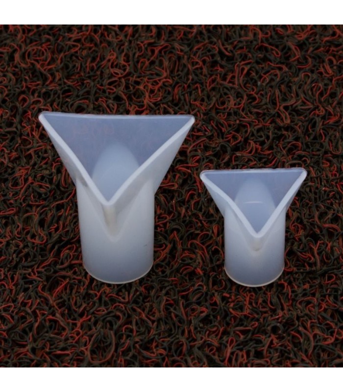 Molde de silicona piramide 3d 2pc 40 y 60mm