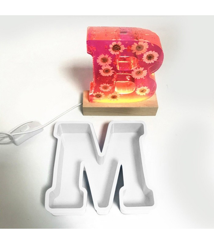 Molde de silicona letra M 180x184mm